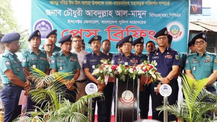 দুর্ঘটনা প্রতিরোধে মহাসড়কে ফিটনেসবিহীন গাড়ি চলাচল বন্ধ থাকবে : আইজিপি